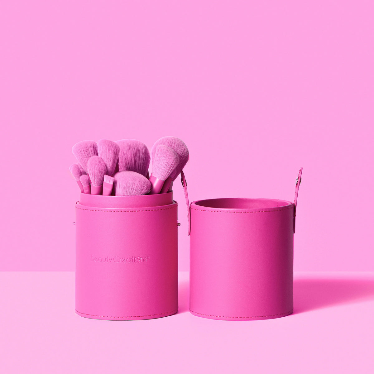 Beauty Creations- Hot Girl 24 PC Brush Set