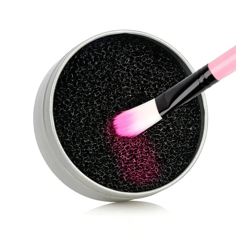 SHE MAKEUP- Dry Brush Cleaner